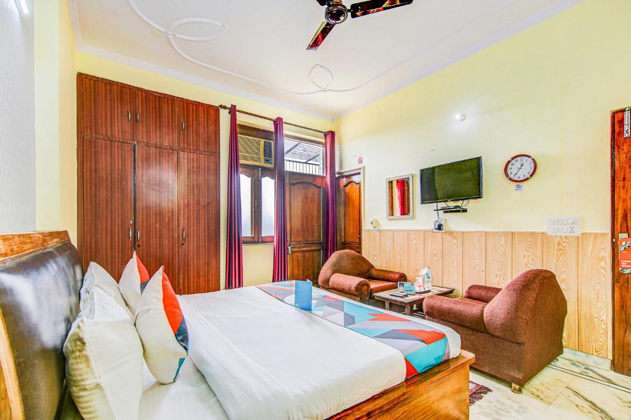 Hotel Fabexpress Royal Ashray Noida Exterior foto