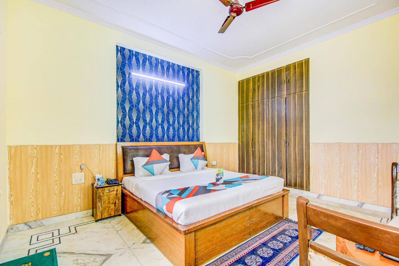 Hotel Fabexpress Royal Ashray Noida Exterior foto